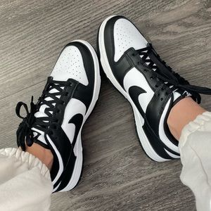 Nike Dunks Panda